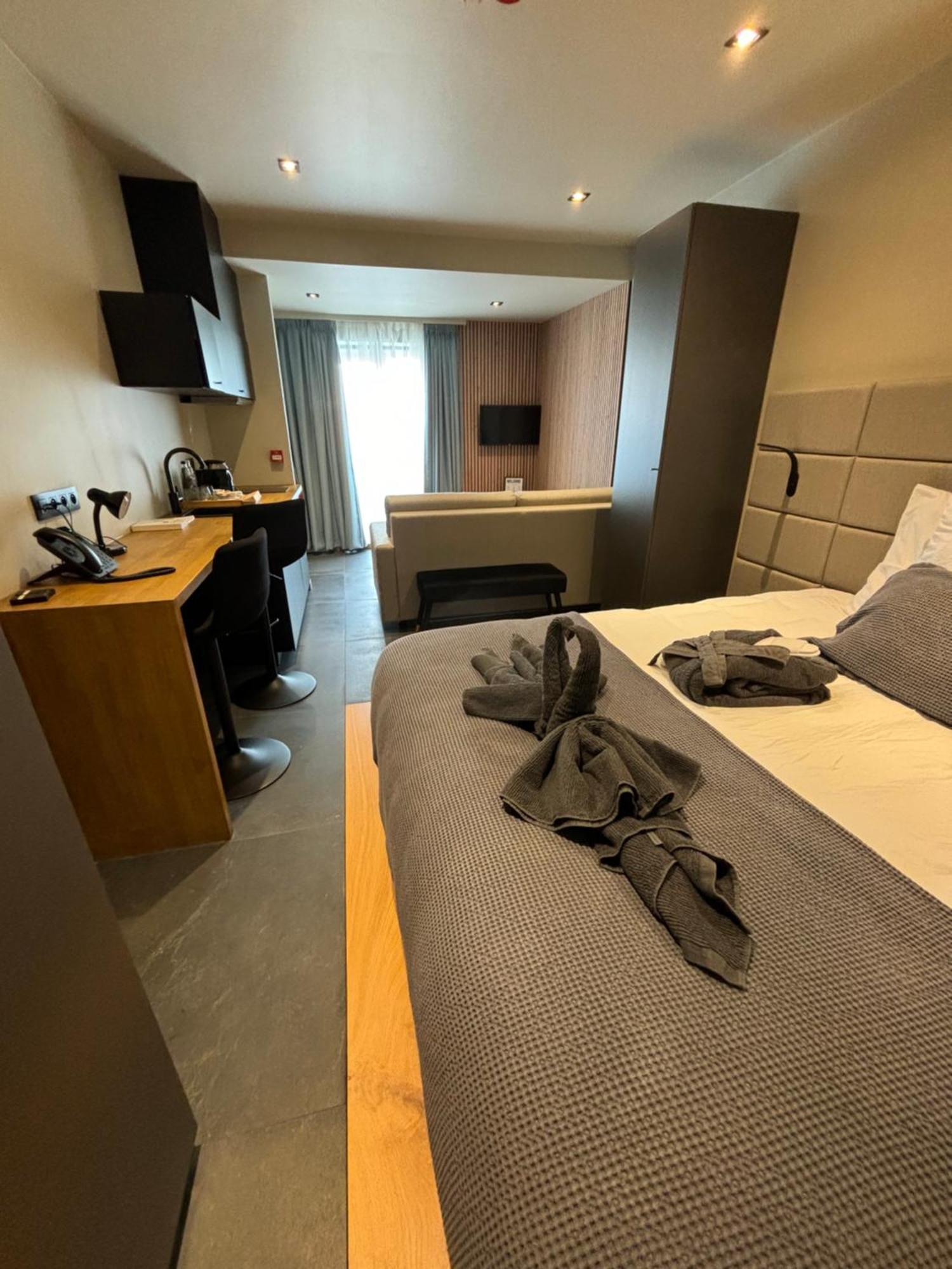 Hotel Mezza Notte 龙塞 外观 照片